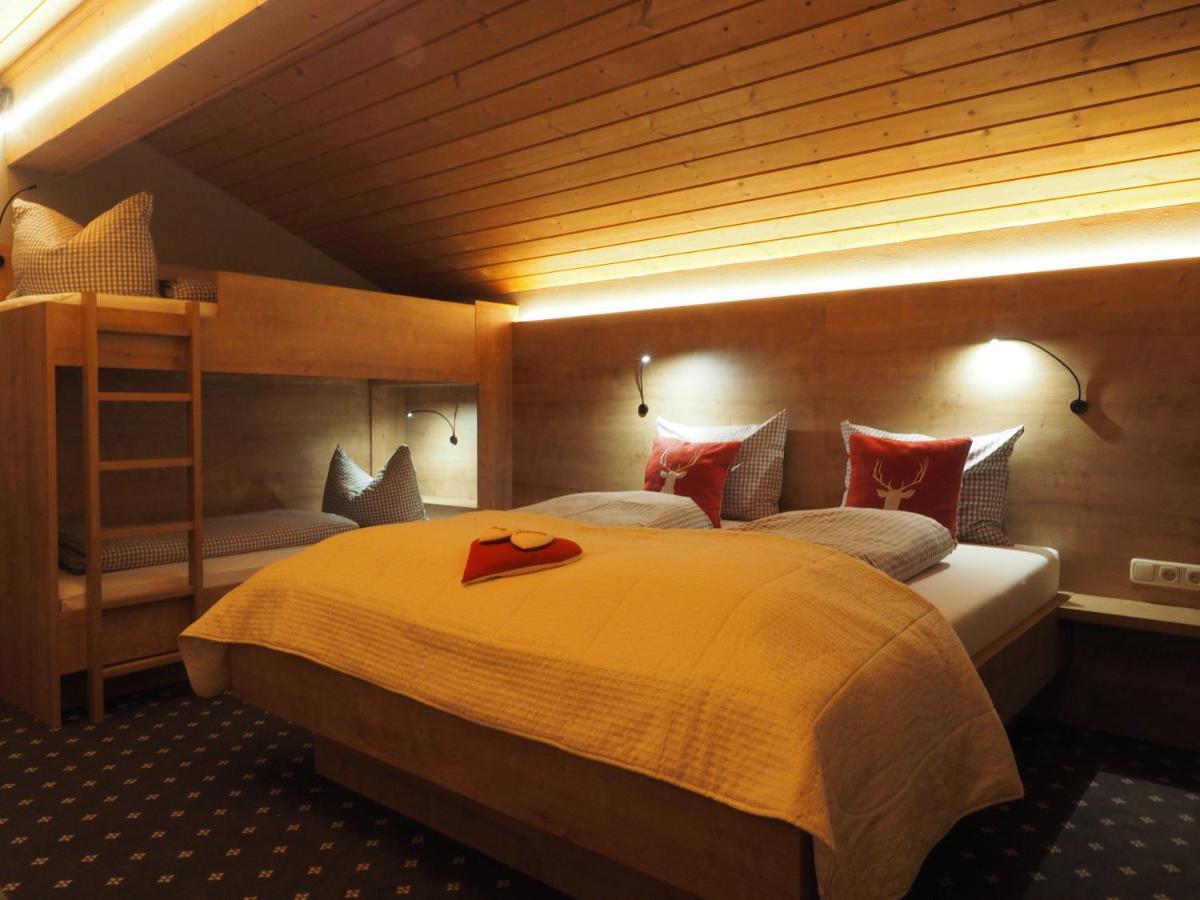 Haus Alpengluehen Appartement Ehrwald Buitenkant foto