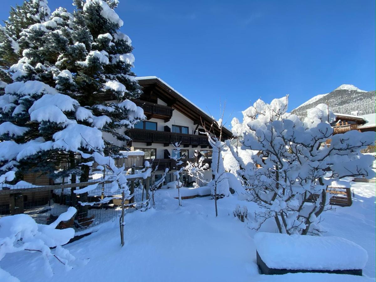 Haus Alpengluehen Appartement Ehrwald Buitenkant foto
